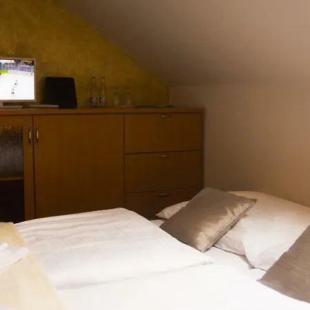 Kamenny Dvor * Vyšné Ružbachy