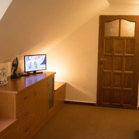 Kamenny Dvor Guest house *