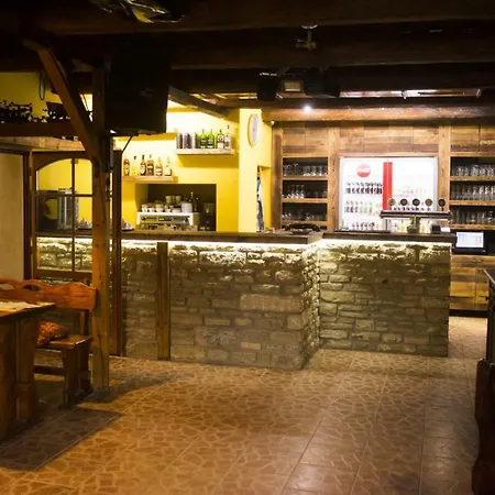 Kamenny Dvor * Vysne Ruzbachy