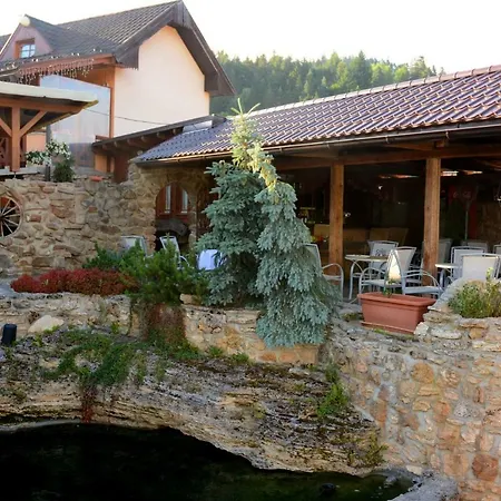 Kamenny Dvor Vysne Ruzbachy